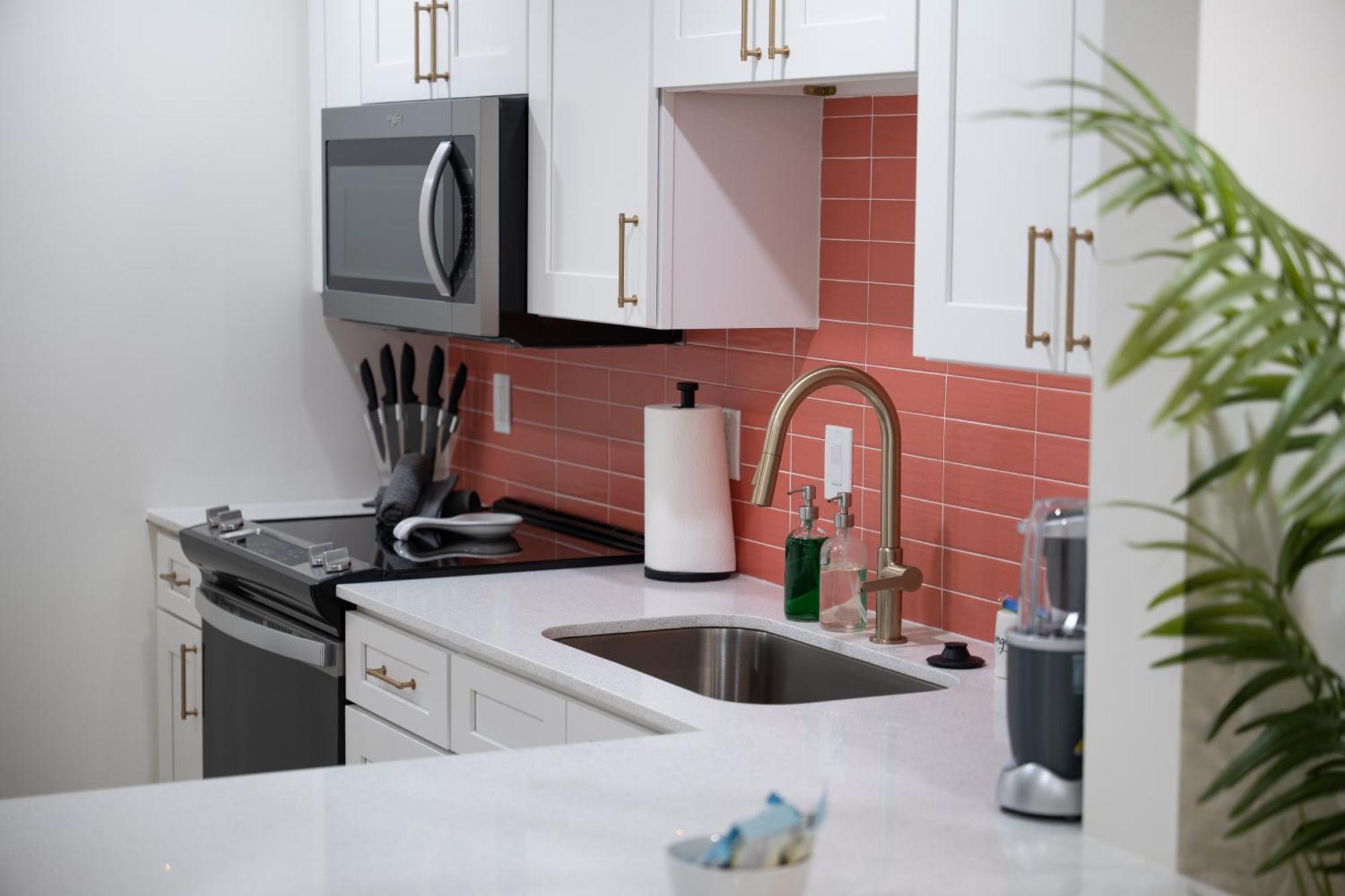 Be A Nomad Lovely 2Br 1Blk From The Ocean Джаксънвил Бийч Екстериор снимка